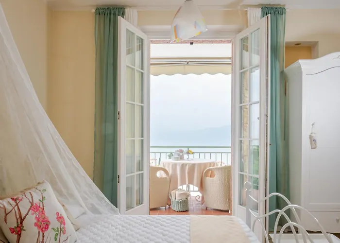 Le Gemme Bed and Breakfast Albisano