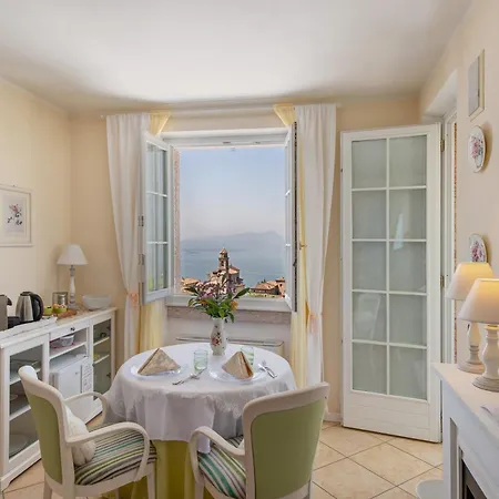 Le Gemme 3* Albisano