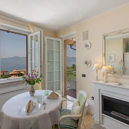 Le Gemme Bed & Breakfast Albisano